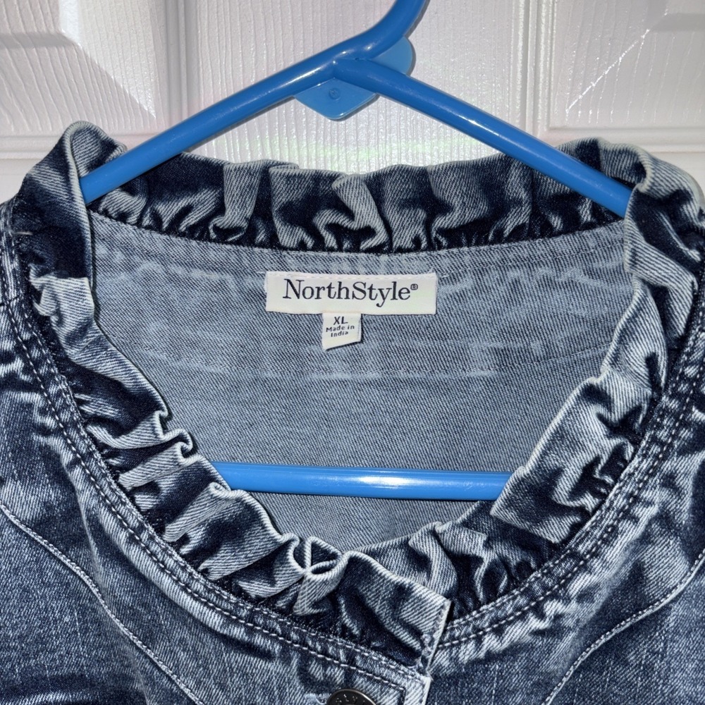 Vintage NorthStyle Denim Jean Jacket Women's XL Pockets Ruffle Trim 3/4 Sleeves - Picture 3 of 10